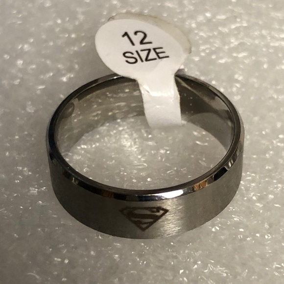 Superman Stainless Steel 8mm Ring-Size 12 - Picture 2 of 5